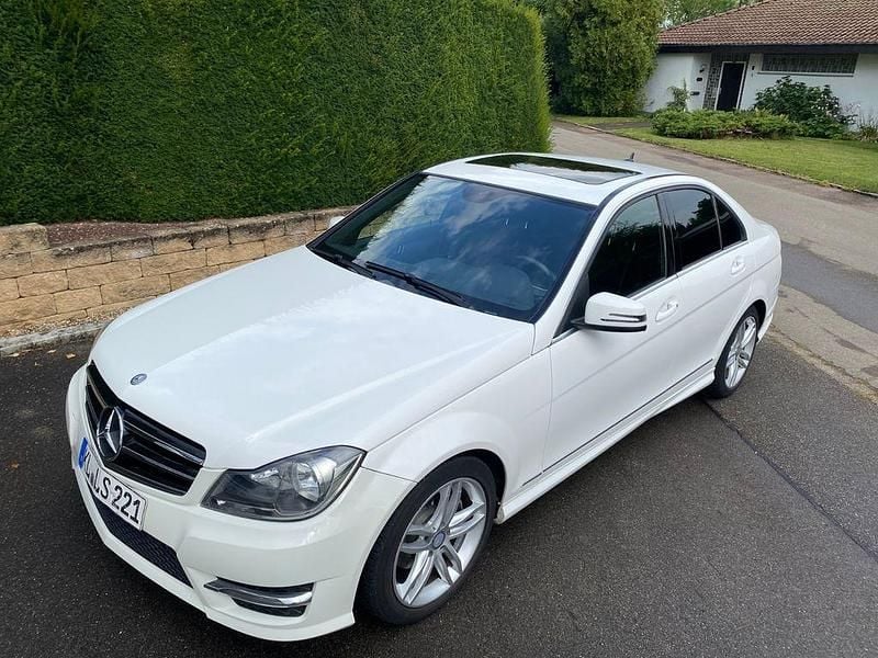 Weiß Gebraucht 2014 Mercedes C250 Sport Limousine | 12.300 € (Superpreis) - Bild 1/4