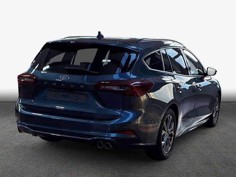 Gebraucht Ford Focus ST-Line X 125 PS (91 kW) 2024 Chrome blue metallic Kombi