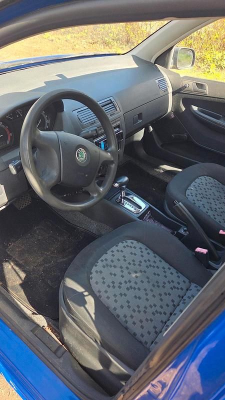 Gebraucht Skoda Fabia 75 PS (55 kW) 2005 Blau Kleinwagen