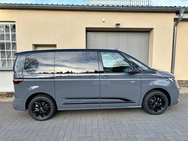 Gebraucht VW Multivan Edition 136 PS (100 kW) 2024 Grau Van