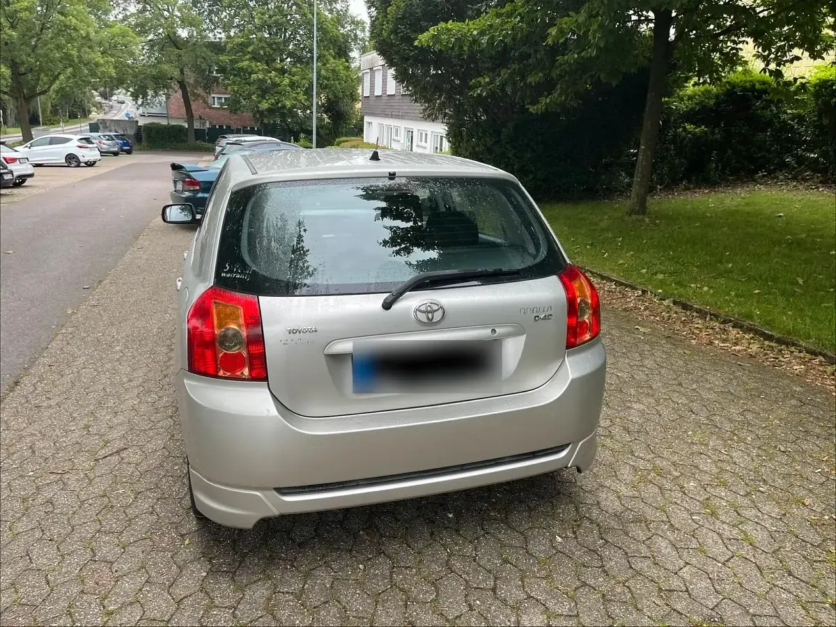 Gebraucht Toyota Corolla 116 PS (85 kW) 2006 Silber Limousine