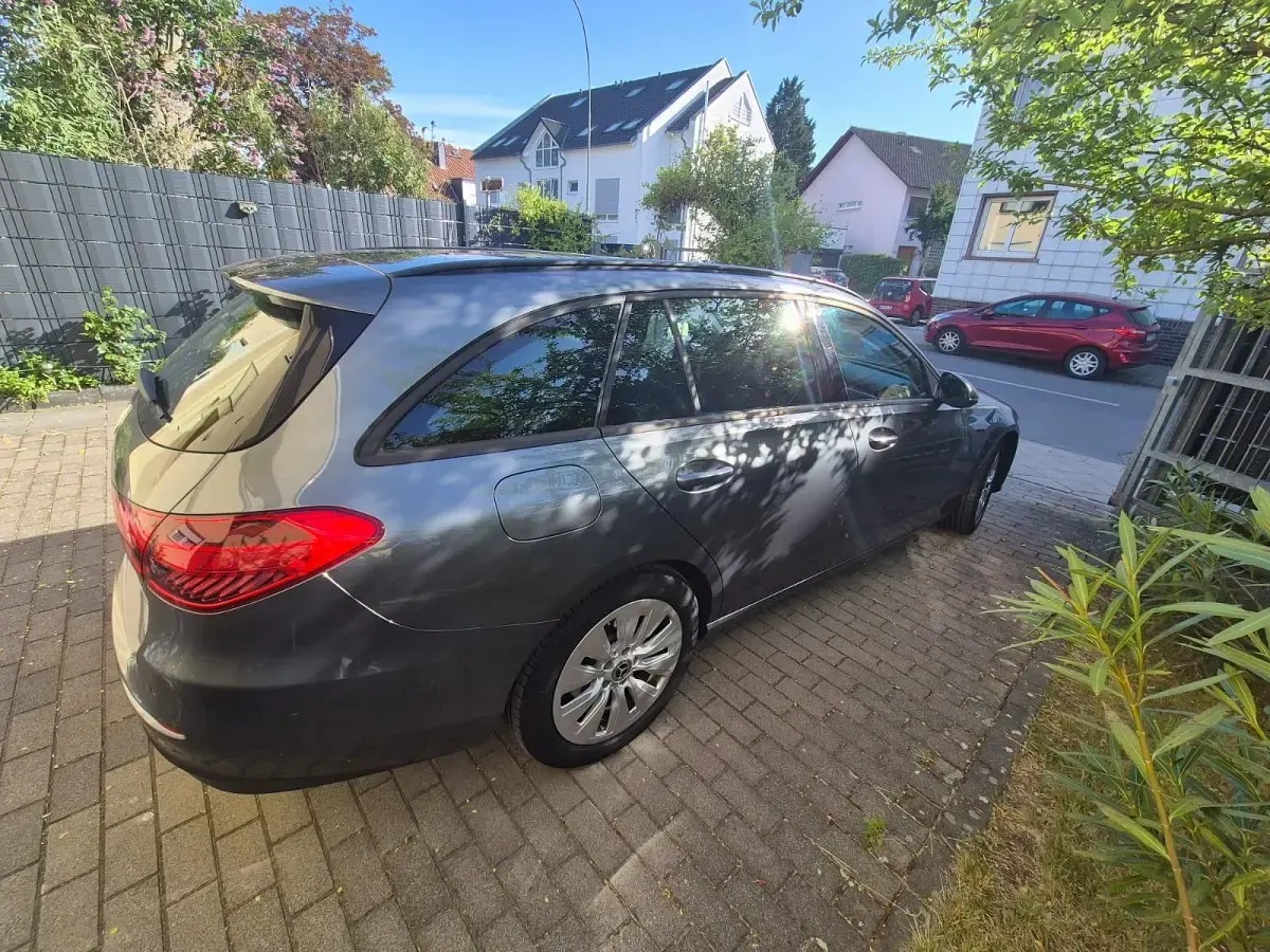 Second-hand Mercedes C220 2022 Gri Break