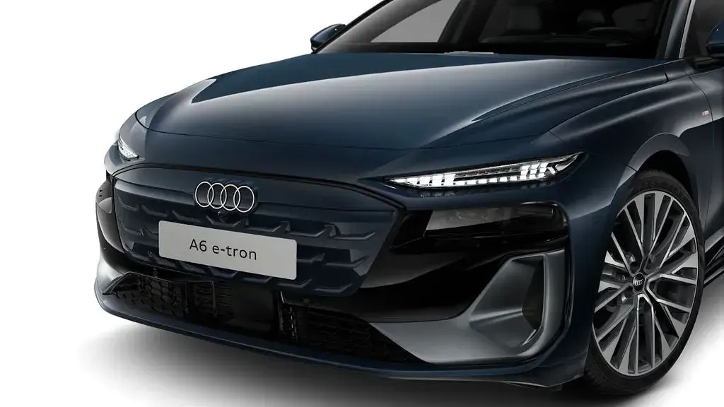Gebraucht Audi A6 e-tron S-Line 269 kW (367 PS) 2025 Plasmablau Kombi