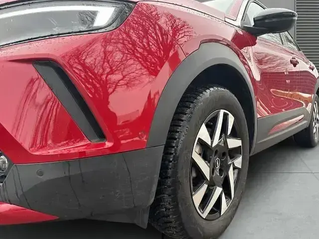 Gebraucht Opel Mokka Elegance 136 PS (100 kW) 2025 Rot SUV