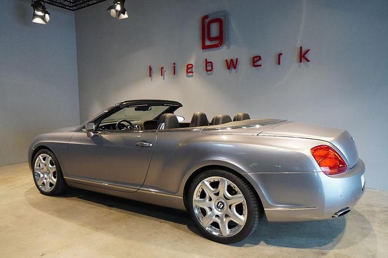 Gebraucht Bentley Continental GT Convertible 559 PS (411 kW) 2009 Grau Cabrio