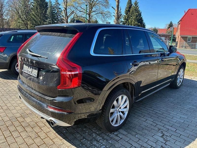 Gebraucht Volvo XC90 Momentum 224 PS (164 kW) 2015 Schwarz SUV