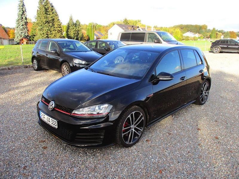 Schwarz Gebraucht 2016 VW Golf VII GTI Limousine | 17.850 € (Fairer Preis) - Bild 1/4