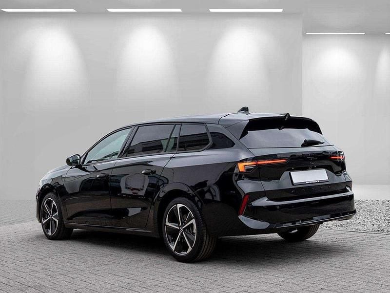Neu Opel Astra 131 PS (96 kW) 2025 Karbon schwarz Kombi