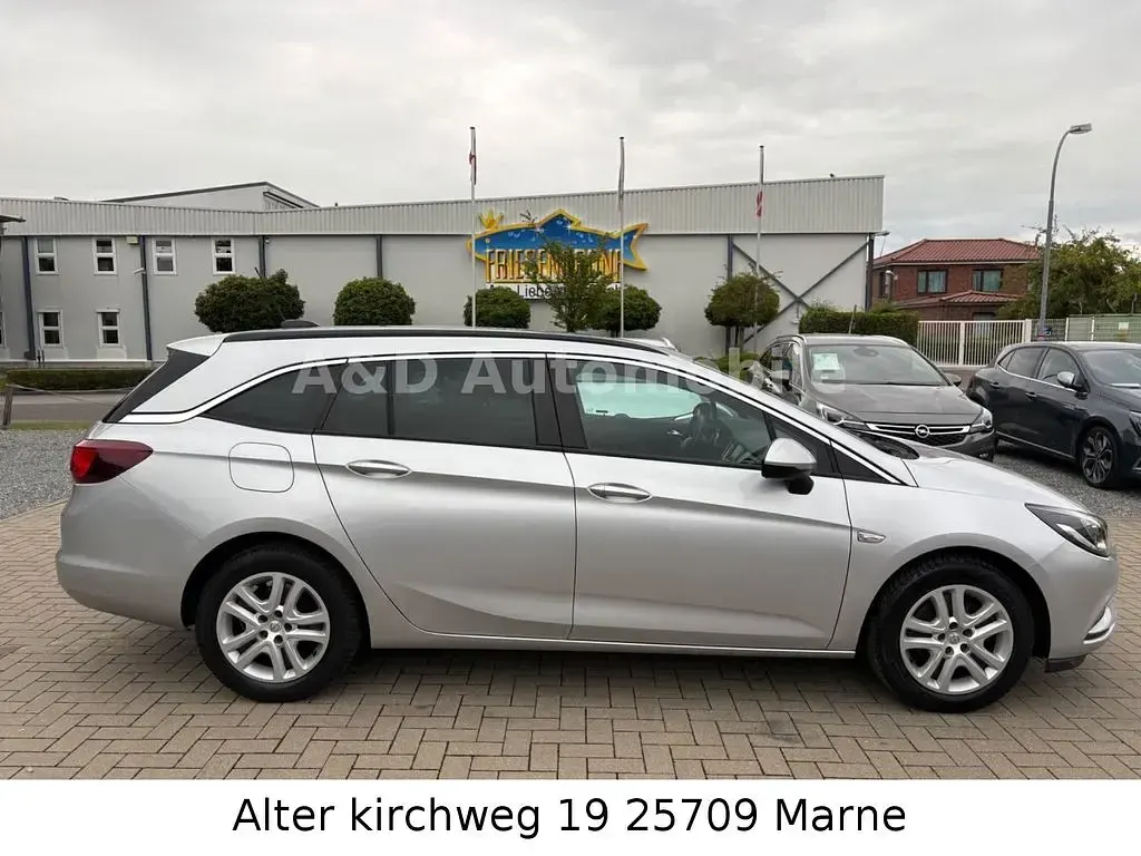 Gebraucht Opel Astra Edition 105 PS (77 kW) 2017 Silber Kombi