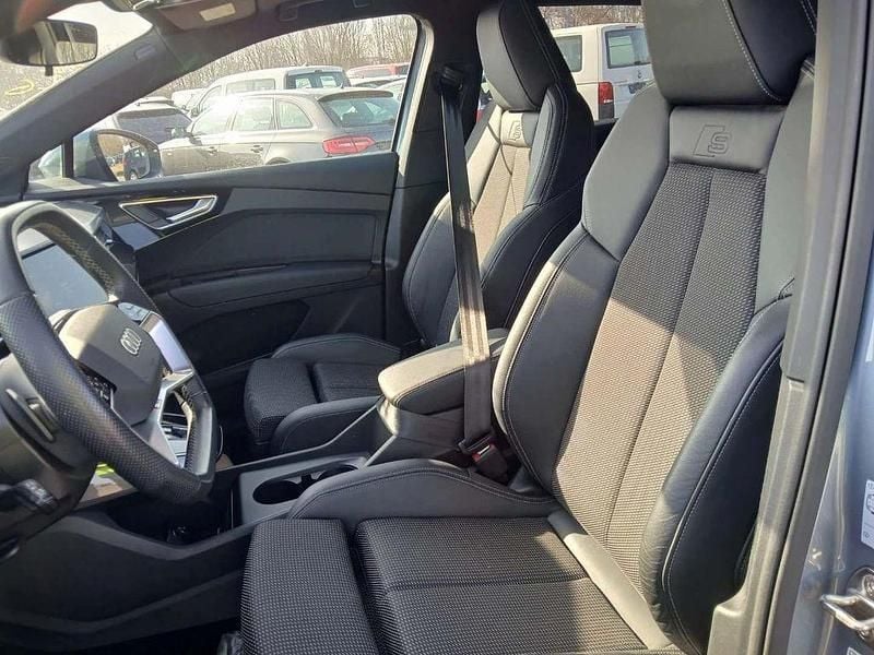 Gebraucht Audi Q4 e-tron S-Line 150 kW (204 PS) 2022 Blau SUV