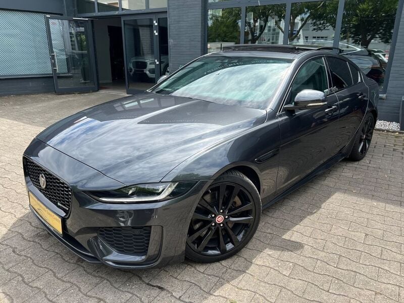 Gebraucht Jaguar XE R-Dynamic 250 PS (183 kW) 2020 Grau Limousine