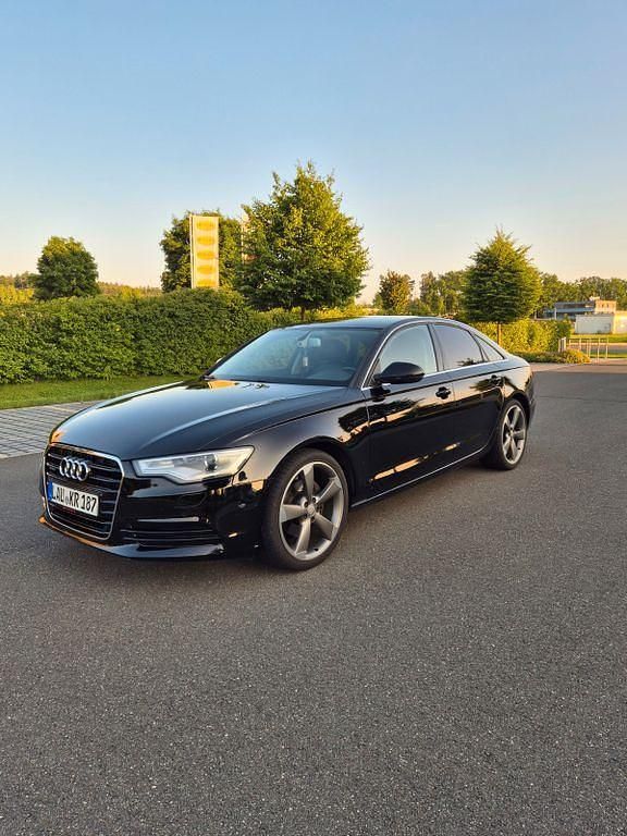 Schwarz Gebraucht 2013 Audi A6 Comfort Limousine | 10.400 € (Fairer Preis) - Bild 1/4