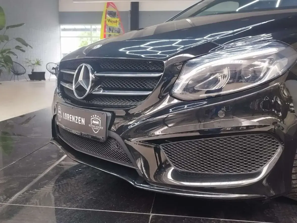 Gebraucht Mercedes B220 AMG 177 PS (130 kW) 2016 Kosmosschwarz Kleinwagen