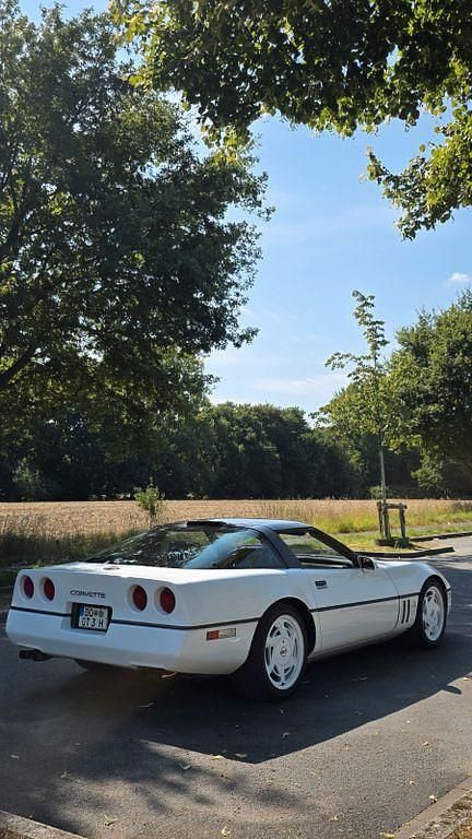 Weiß Gebraucht 1989 Corvette C4 Coupé | 14.900 € - Bild 1/4