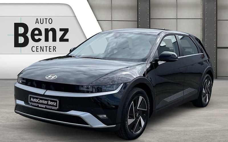 Schwarz Neu 2025 Hyundai Ioniq 5 Dynamiq SUV | 43.990 € (Superpreis) - Bild 1/4