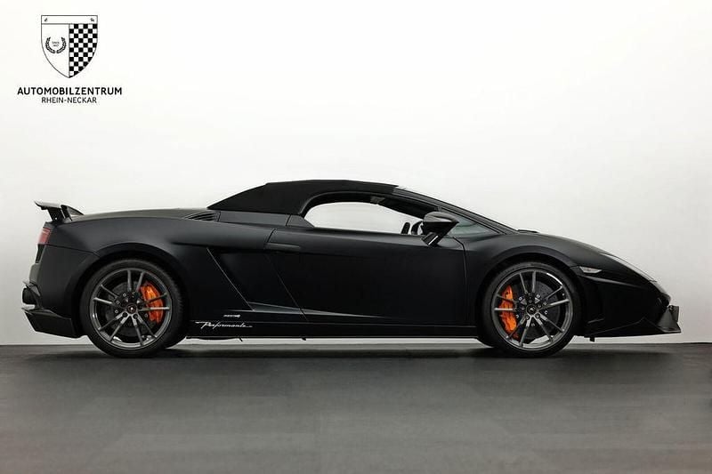 Gebraucht Lamborghini Gallardo 570 PS (419 kW) 2012 Schwarz Cabrio