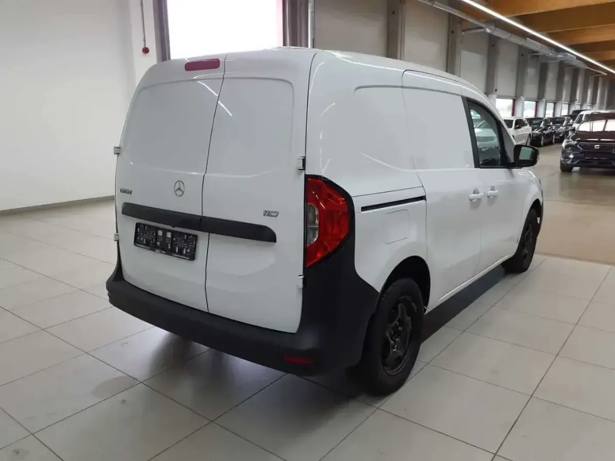 Gebraucht Mercedes Citan 110 102 PS (75 kW) 2024 Arktisweiß Van / Kleinbus