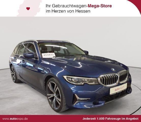 Phytonicblau metallic Gebraucht 2020 BMW 320 Luxury Line Kombi | 22.290 € (Guter Preis) - Bild 1/4