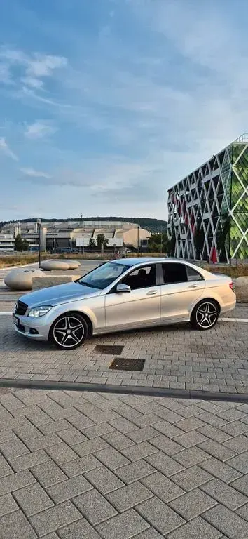 Gebraucht Mercedes C180 156 PS (114 kW) 2008 Silber Limousine