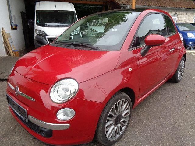Rot Gebraucht 2014 Fiat 500 Lounge Limousine | 5.990 € (Etwas zu teuer) - Bild 1/4