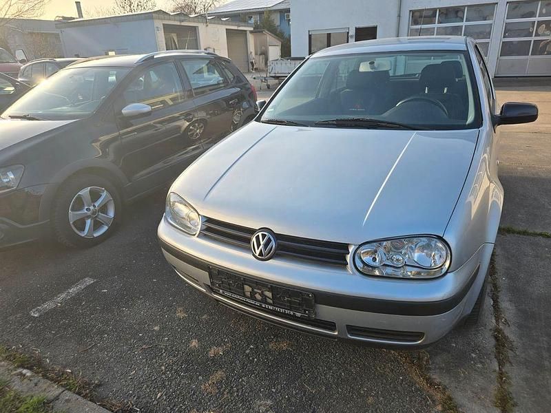 Gebraucht VW Golf IV Basis 102 PS (75 kW) 2001 Silber Limousine