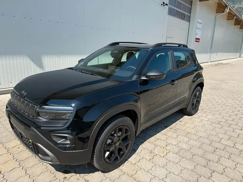 Neu Jeep Avenger 145 PS (106 kW) 2026 Schwarz SUV