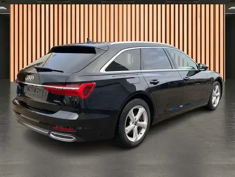 Gebraucht Audi A6 Sport 265 PS (194 kW) 2024 Schwarz mythosschwarz metallic (metallic) Kombi