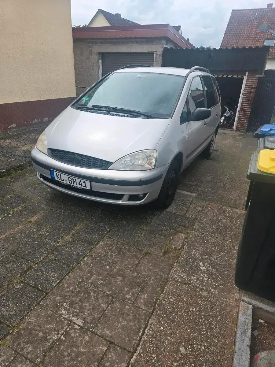 Używany Ford Galaxy 116 KM (85 kW) 2002 Szary Minivan