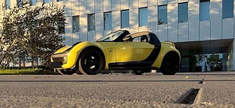 Używany Smart Roadster 82 KM (60 kW) 2003 Żółty Kabriolet