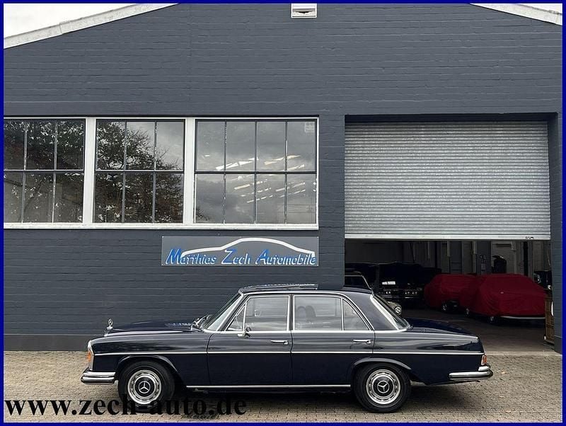 Nachtblau 904 Gebraucht 1970 Mercedes W108 SE Limousine | 22.750 € - Bild 1/4