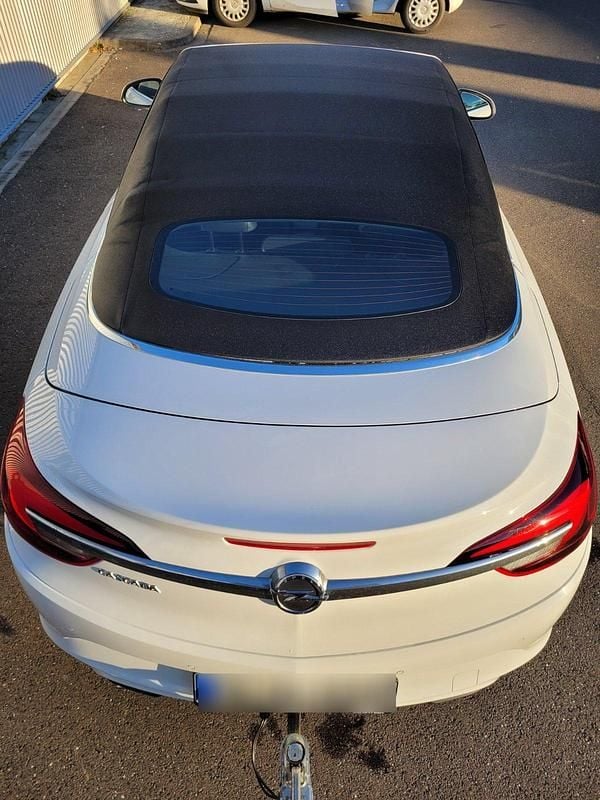 Gebraucht Opel Cascada 136 PS (100 kW) 2019 Weiß Cabrio