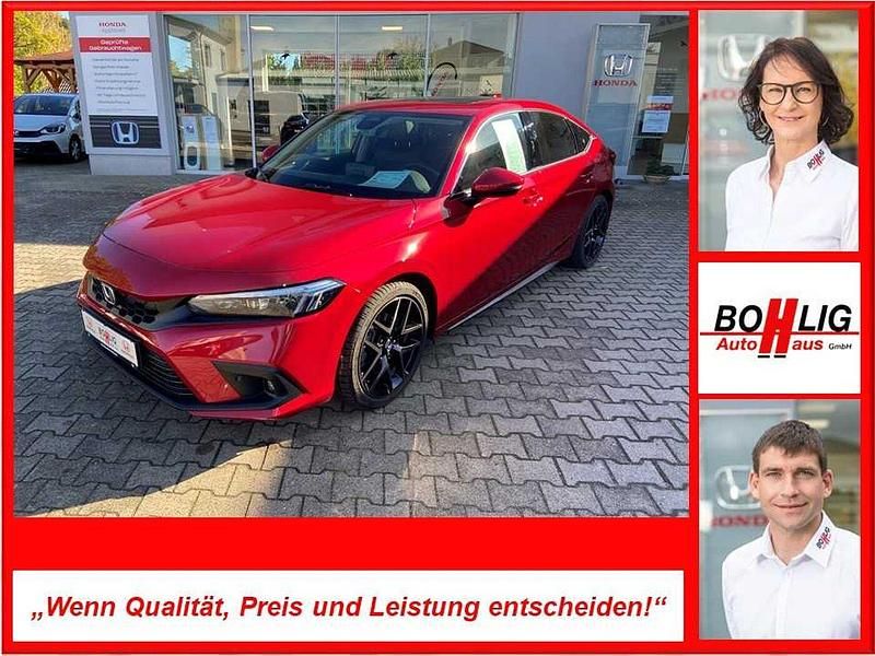 Premium crystal rot metallic Gebraucht 2025 Honda Civic Advance Limousine | 36.970 € (Superpreis) - Bild 1/4