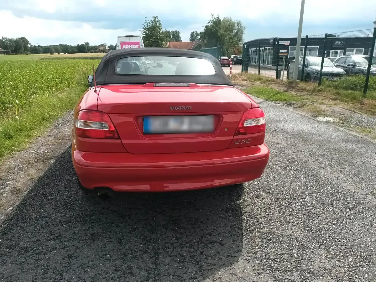 Gebraucht Volvo C70 163 PS (119 kW) 2005 Rot Cabrio