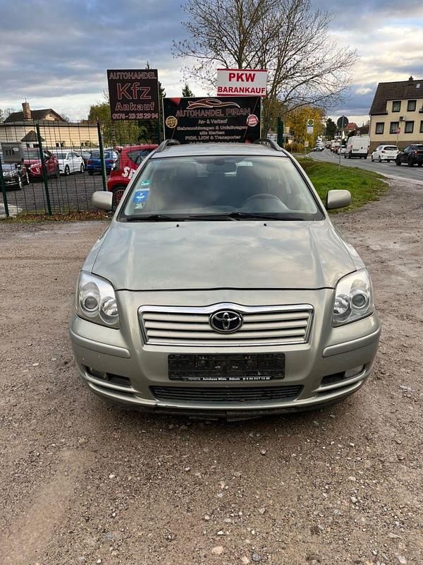 Gebraucht 2004 Toyota Avensis Sol Kombi | 1.499 € (Superpreis) - Bild 1/4