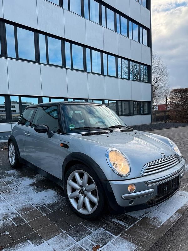 Silber Gebraucht 2002 Mini Cooper Coupé Coupé | 2.850 € (Fairer Preis) - Bild 1/4