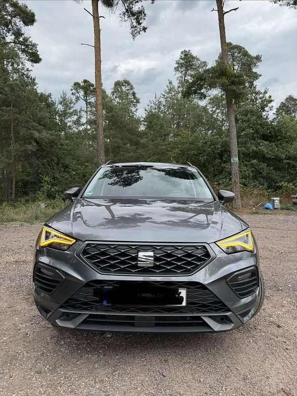 Grau Gebraucht 2023 Seat Ateca SUV | 28.500 € (Fairer Preis) - Bild 1/4
