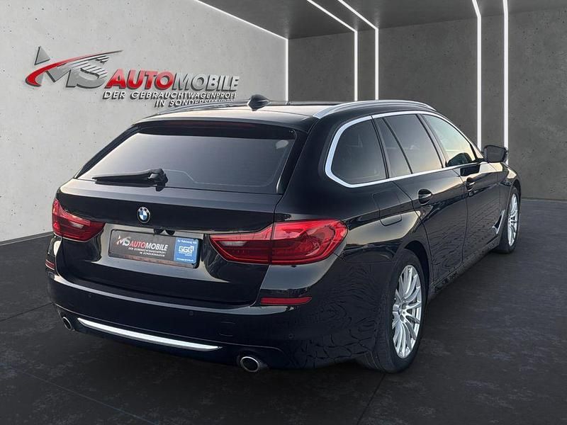 Gebraucht BMW 520 Luxury Line 190 PS (139 kW) 2019 Schwarz Kombi