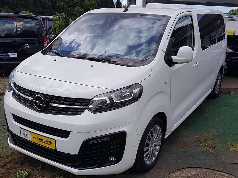 Jade weiss/arktis weiss Gebraucht 2020 Opel Zafira Life Selection Van | 31.990 € (Teuer) - Bild 1/3
