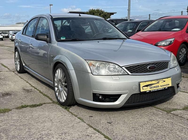 Gebraucht Ford Mondeo ST 226 PS (166 kW) 2002 Silber Limousine