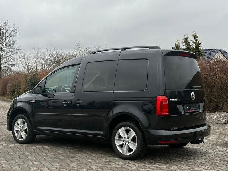 Gebraucht VW Caddy 125 PS (91 kW) 2017 Schwarz Van / Kleinbus