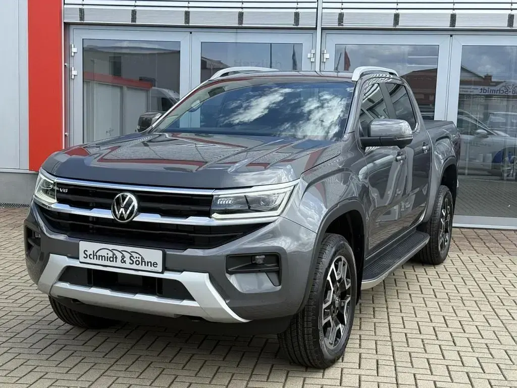 Neu VW Amarok Dark Label 241 PS (177 kW) 2026 Grau Pickup