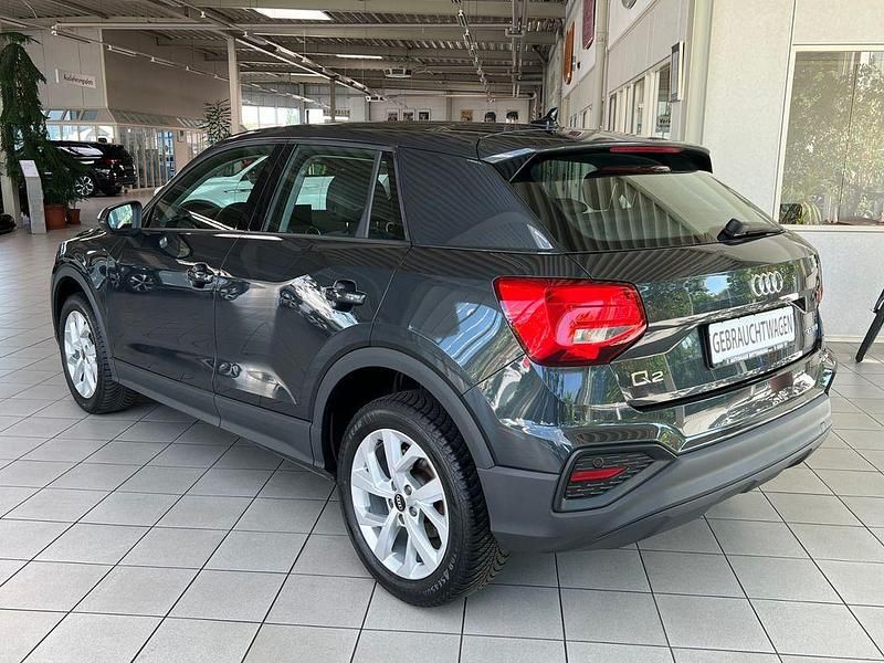 Gebraucht Audi Q2 110 PS (80 kW) 2023 Grau SUV