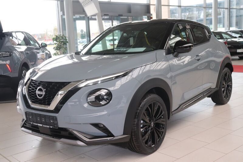 Grau Neu 2025 Nissan Juke N-Connecta SUV | 30.990 € (Teuer) - Bild 1/3