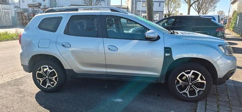 Gebraucht Dacia Duster Comfort 131 PS (96 kW) 2019 Silber SUV