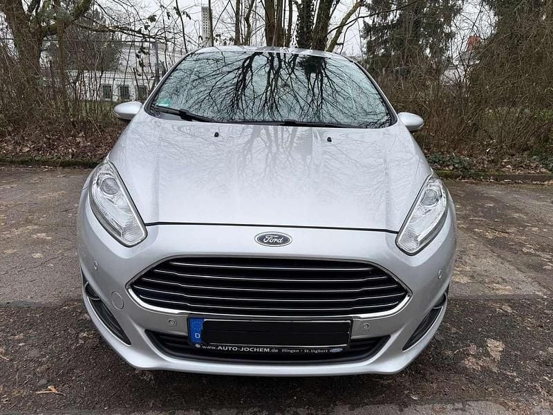 Gebraucht Ford Fiesta Titanium 105 PS (77 kW) 2013 Limousine