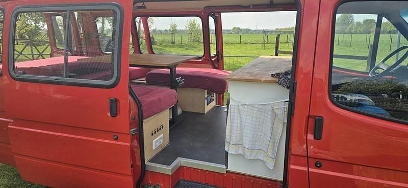 Gebraucht Ford Transit 72 PS (52 kW) 1989 Rot Van / Kleinbus