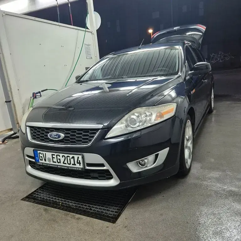 Usado Ford Mondeo Ghia 175 CV (128 kW) 2009 Negro Berlina