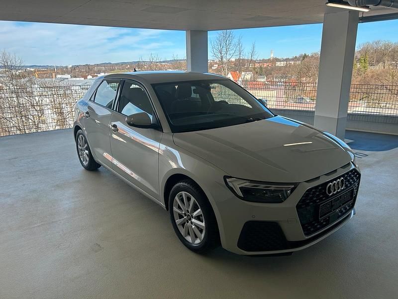 Gebraucht Audi A1 Sportback 95 PS (69 kW) 2025 Silber Kleinwagen