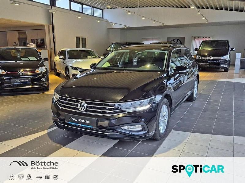 Deep black perleffekt Gebraucht 2019 VW Passat Business Kombi | 21.450 € (Etwas zu teuer) - Bild 1/4