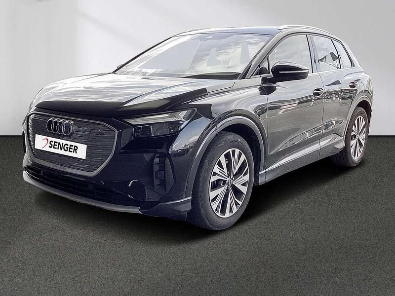 Gebraucht Audi Q4 e-tron Advanced 150 kW (204 PS) 2023 Mythosschwarz metallic SUV
